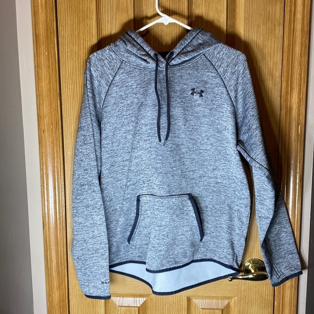 Under Armor storm 1 hoodie gray and black thick hoodie sweatshirt small/medium